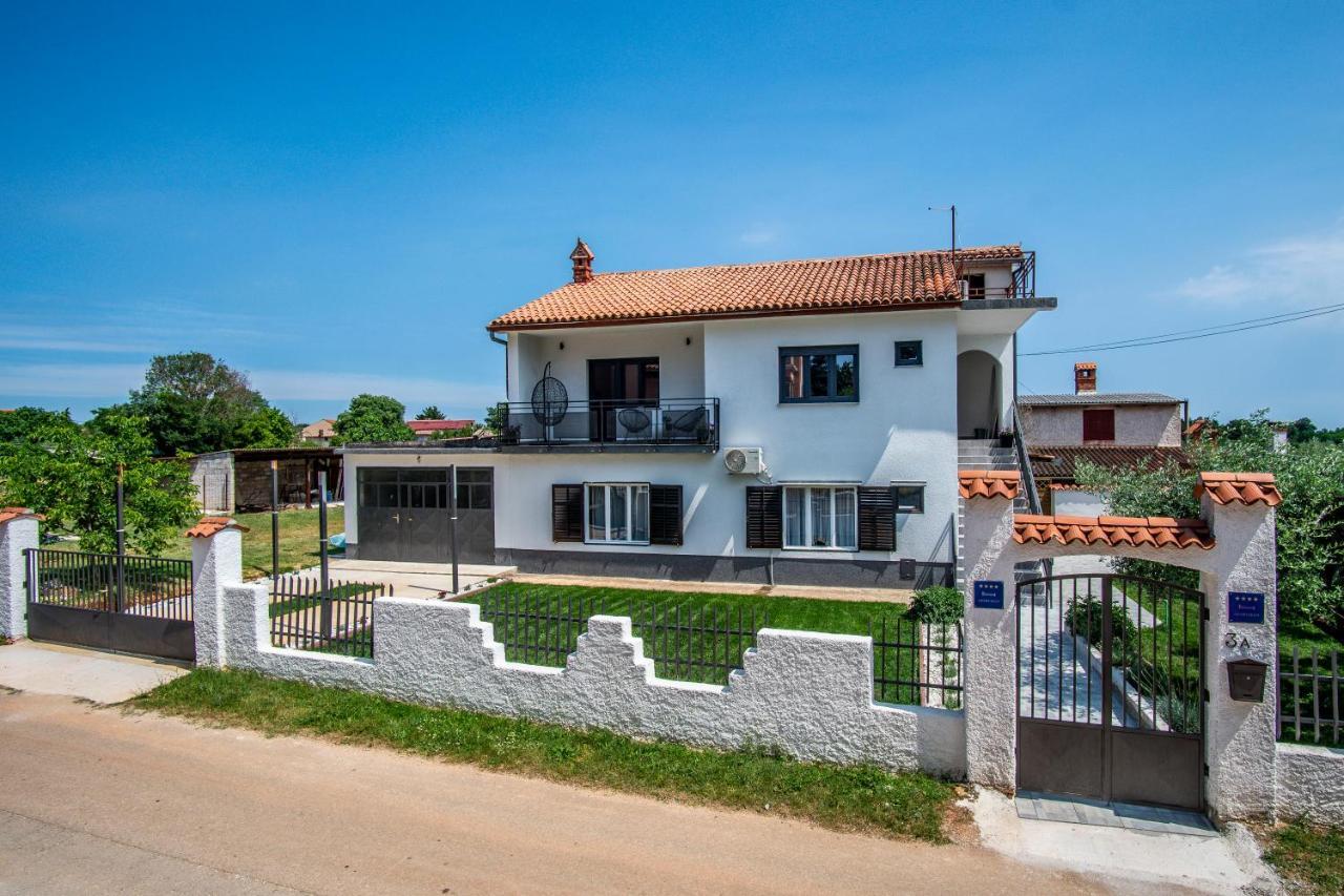 House Nada Apartman Muntić Exteriér fotografie
