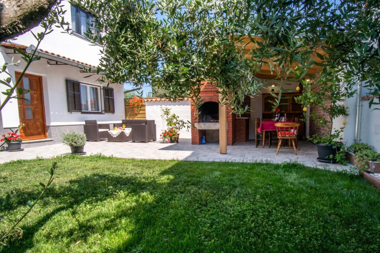 House Nada Apartman Muntić Exteriér fotografie