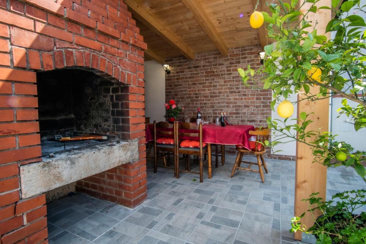 House Nada Apartman Muntić Exteriér fotografie