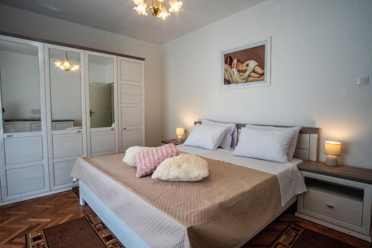 House Nada Apartman Muntić Exteriér fotografie