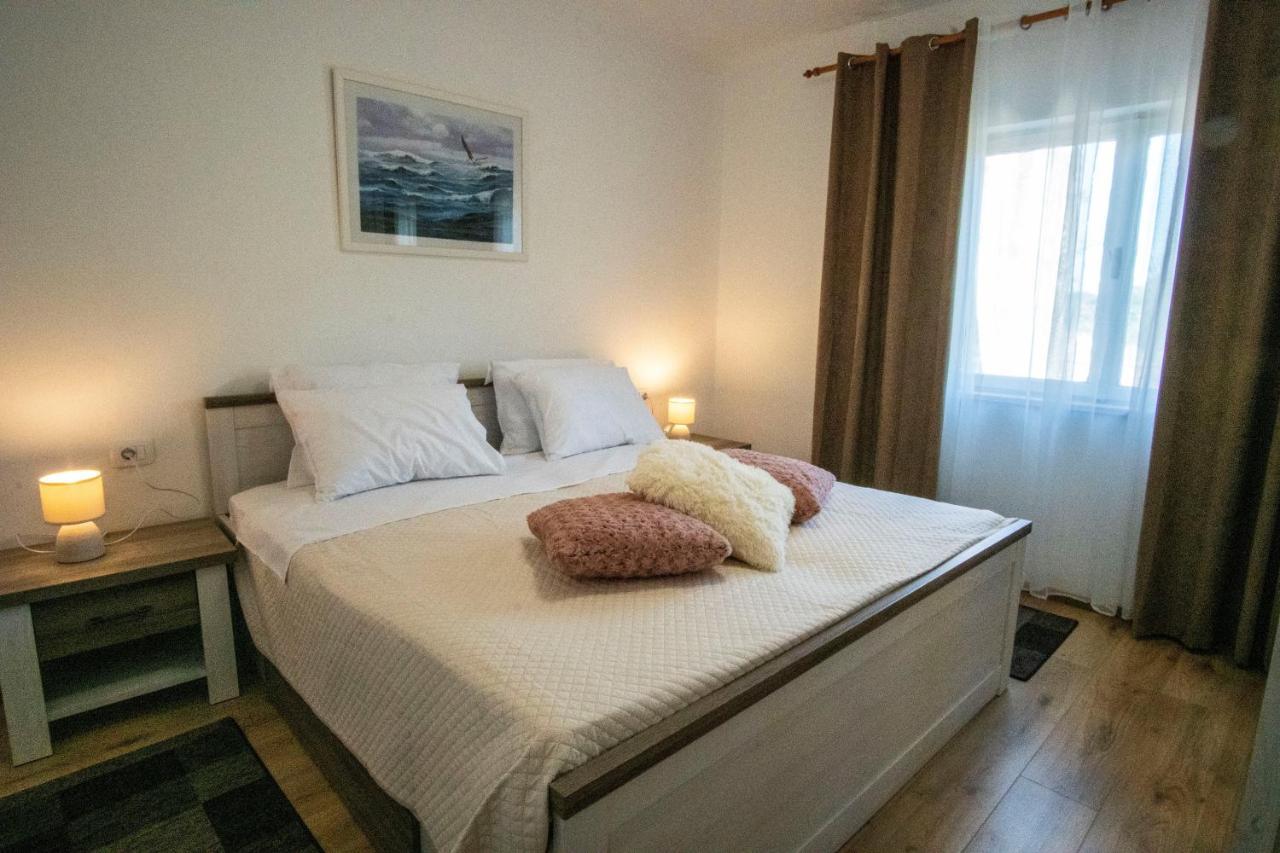 House Nada Apartman Muntić Exteriér fotografie
